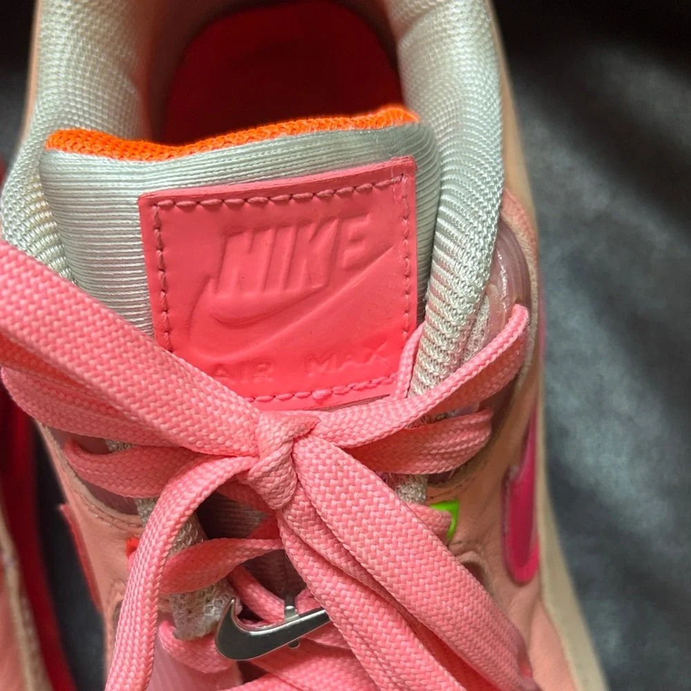 Nike Women’s Pink and Coral Low-Top Sneakers